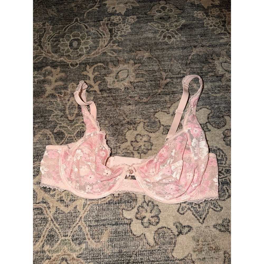 Victoria's Secret Body by Victoria Unlined Demi Pink Lace Bra